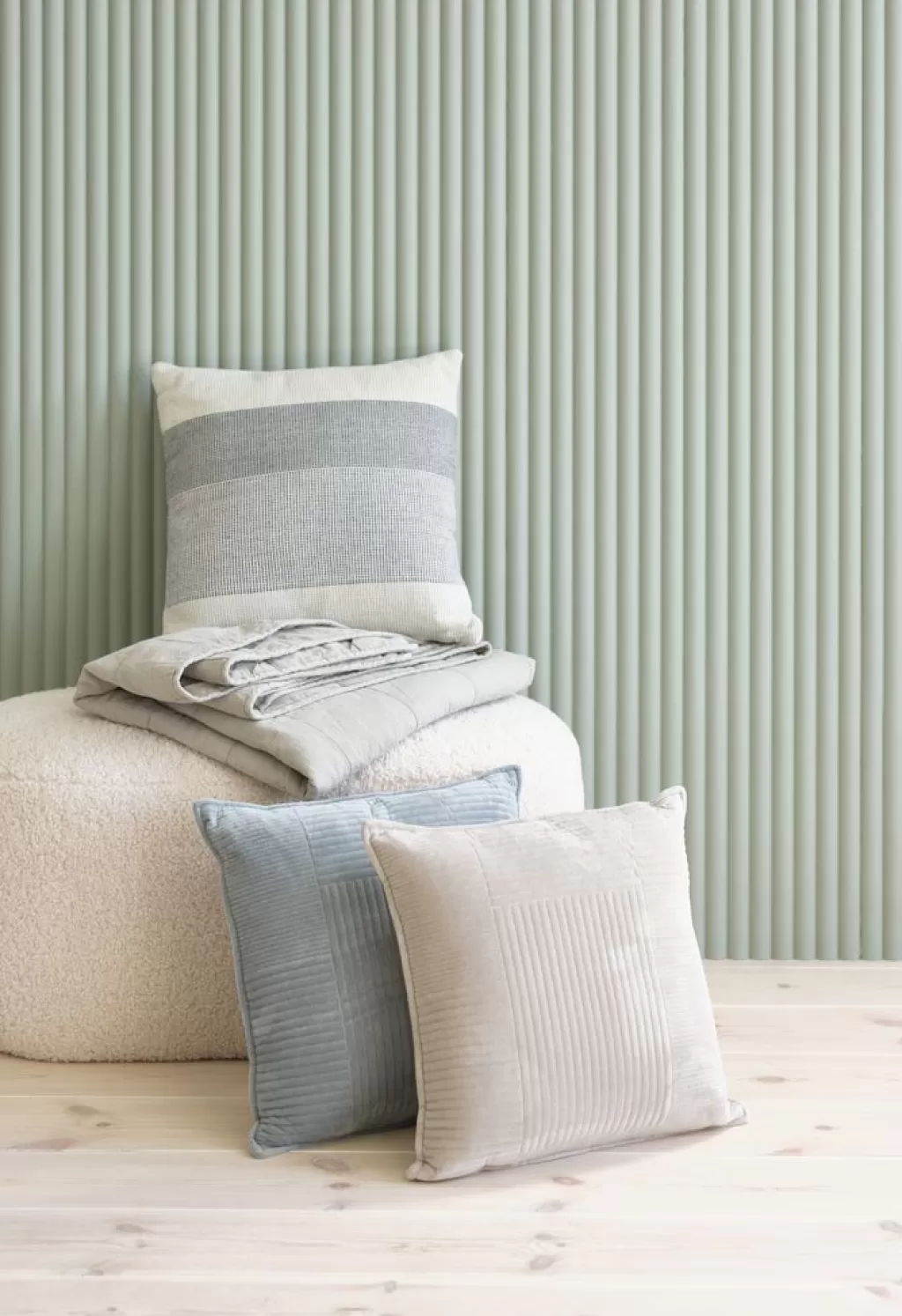 Best Sale VALMUE Koc pikowany 130x180 beżowy