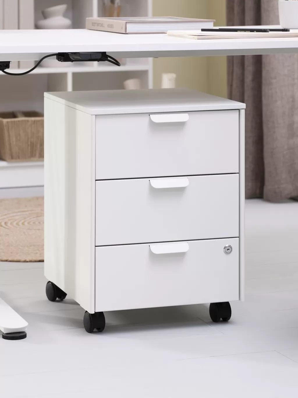 Clearance KLINTHOLM Komoda 3 szuflady biały